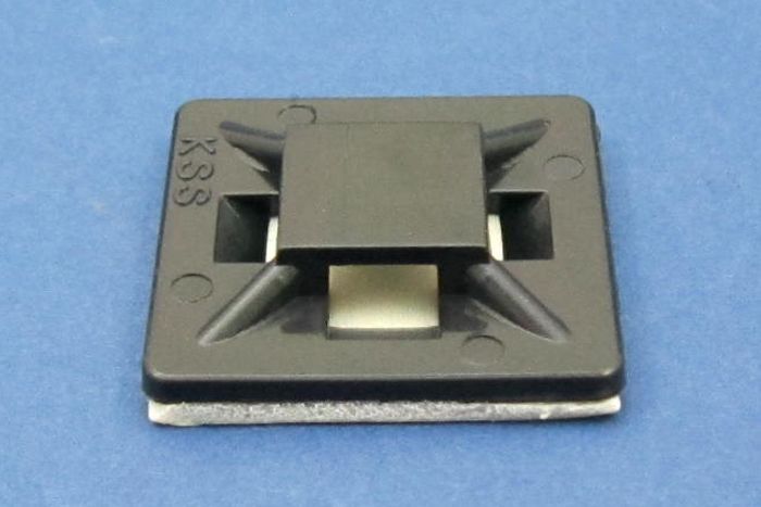 SOPORTE DE MONTAJE PARA BRIDAS, 21x21 MM