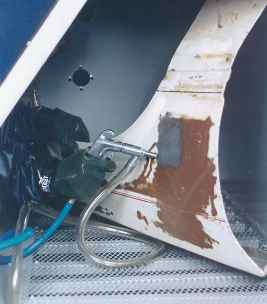 CABINA DE CHORREADO SKAT BLAST 970 INCL. COLECTOR DE POLVO VAC-55 - Image 2